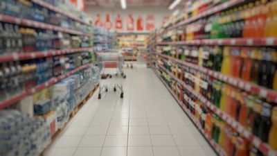 Blurry photo of isle in grocery store. Karen Poghosyan/iStock
