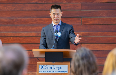 As part of the celebration for the newly named Center, Gene Yeo, MBA ’08, received the inaugural Rady School’s Entrepreneurial Achievement Award as its first recipient.